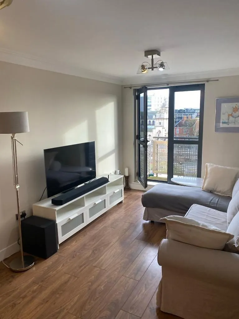 Apartament Hullidays - King & Queen Ensuite Kingston upon Hull