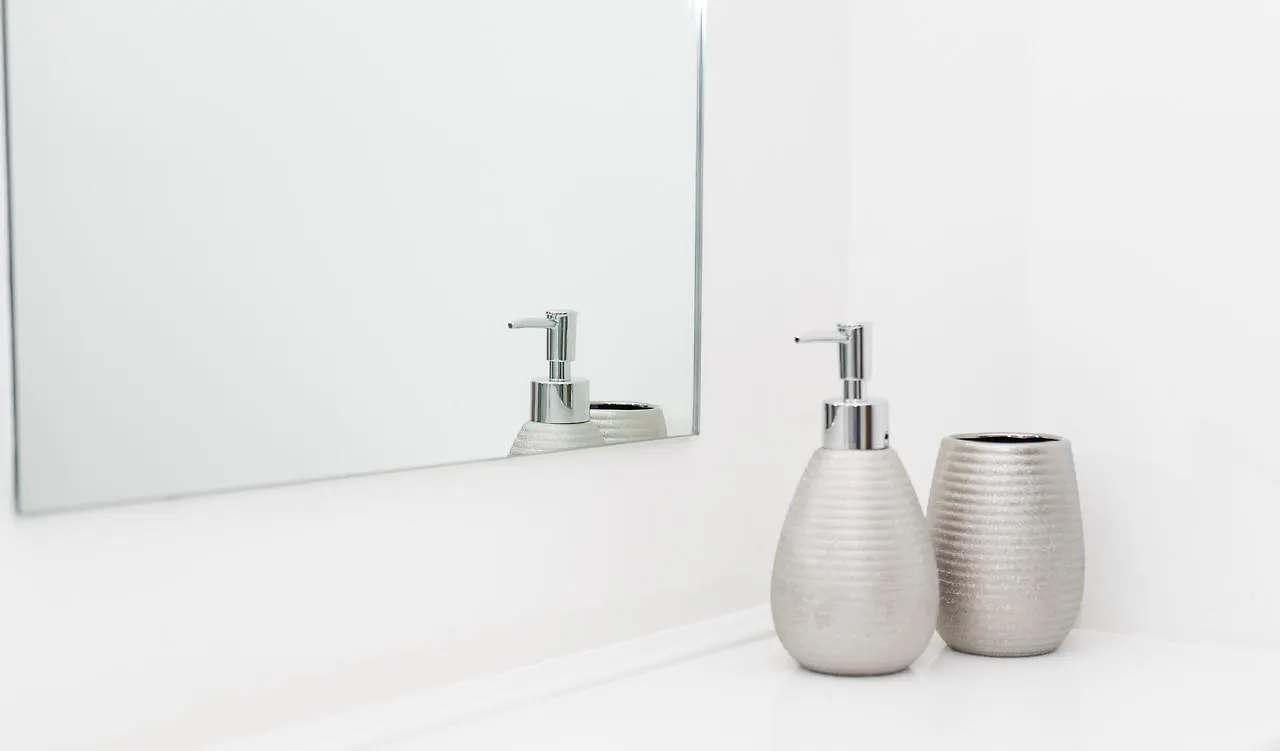 Apartament Hullidays - King & Queen Ensuite Kingston upon Hull Wielka Brytania