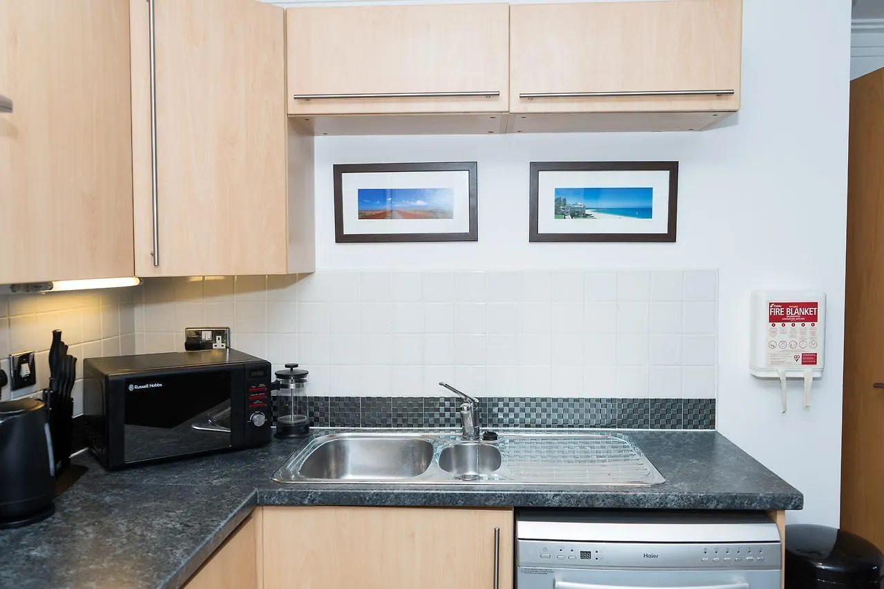 Apartament Hullidays - King & Queen Ensuite Kingston upon Hull