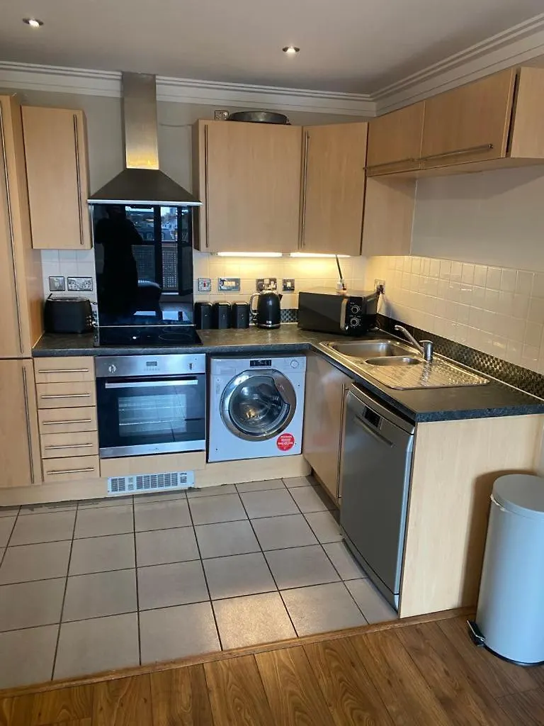 Hullidays - King & Queen Ensuite Kingston upon Hull 0*,  Großbritannien